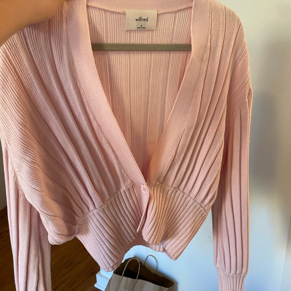 Aritzia Wilfred light pink cardigan size medium